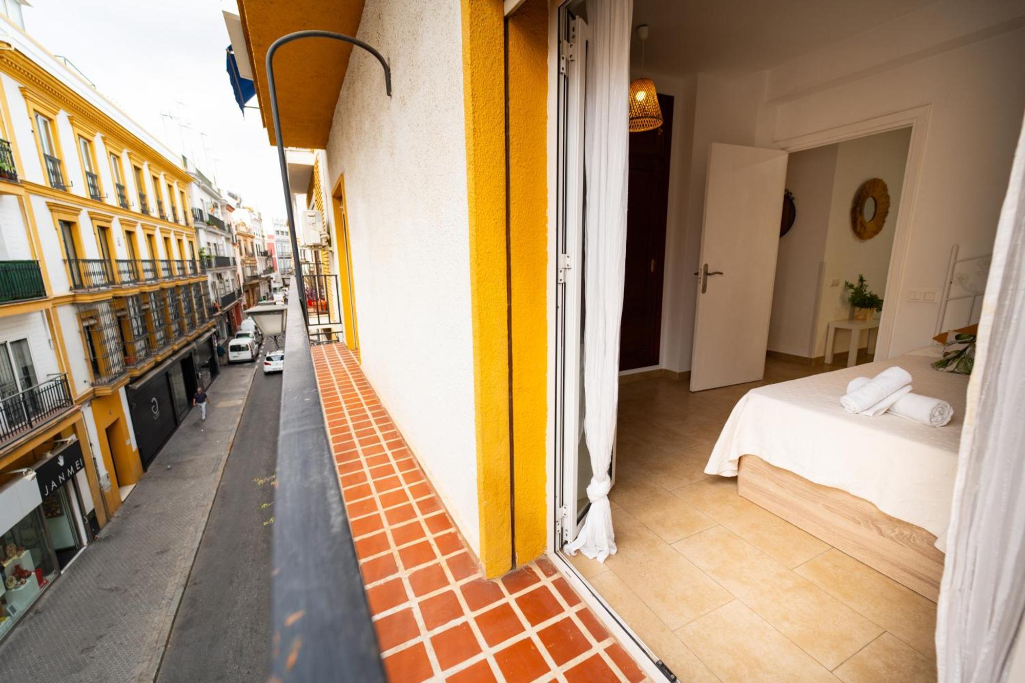 Dean Lopez Luxury Apartment Seville Exterior photo